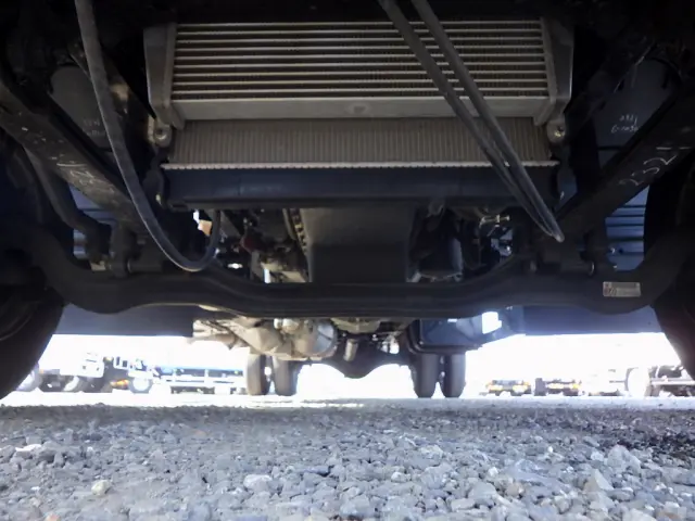 UD コンドル 2RG-BRR90S4(2WD)の写真25