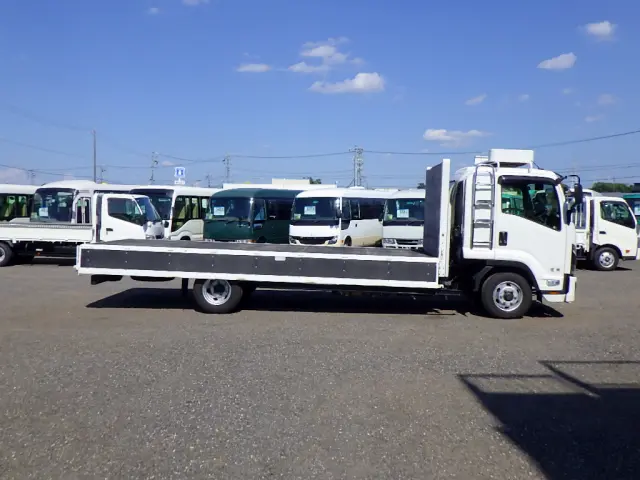 UD コンドル 2RG-BRR90S4(2WD)の写真33