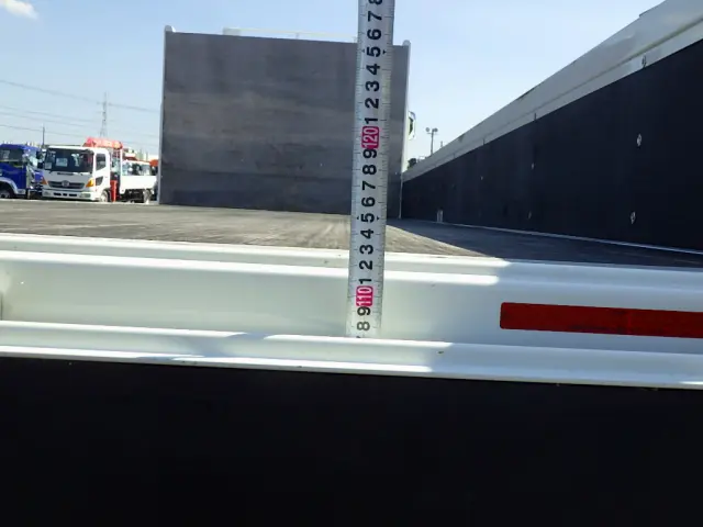 UD コンドル 2RG-BRR90S4(2WD)の写真39