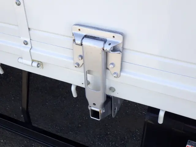 UD コンドル 2RG-BRR90S4(2WD)の写真40
