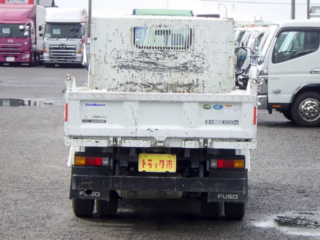 三菱 キャンター 2RG-FBA60(2WD)の写真5