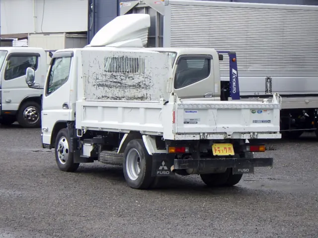 三菱 キャンター 2RG-FBA60(2WD)の写真6