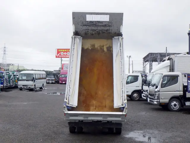 三菱 キャンター 2RG-FBA60(2WD)の写真8