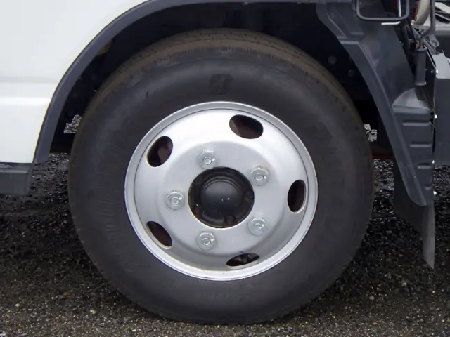 三菱 キャンター 2RG-FBA60(2WD)の写真30