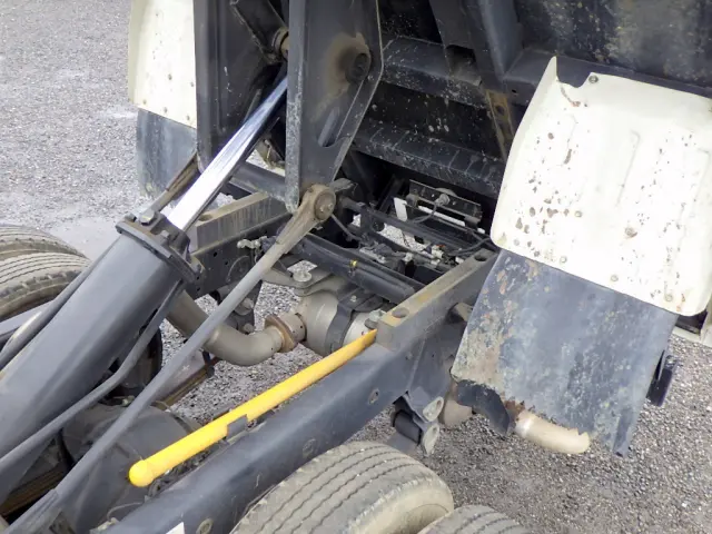 三菱 キャンター 2RG-FBA60(2WD)の写真36