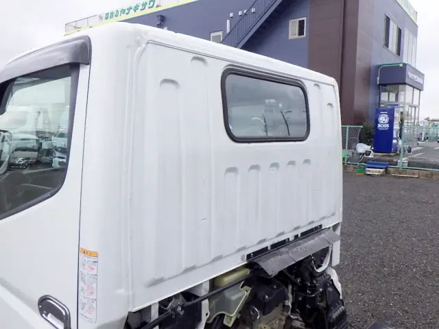 三菱 キャンター 2RG-FBA60(2WD)の写真46