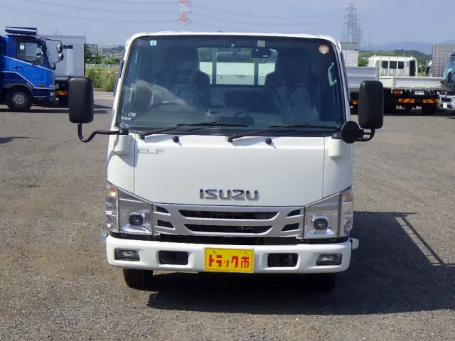 いすゞ エルフ 2RG-NJR88A(2WD)の写真3