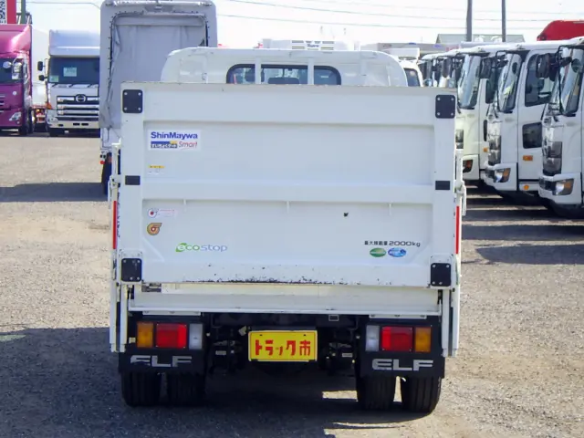 いすゞ エルフ 2RG-NJR88A(2WD)の写真6
