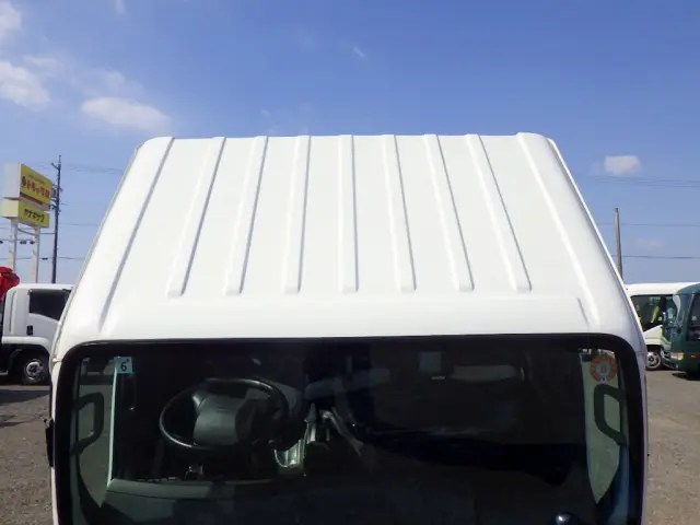 いすゞ エルフ 2RG-NJR88A(2WD)の写真44