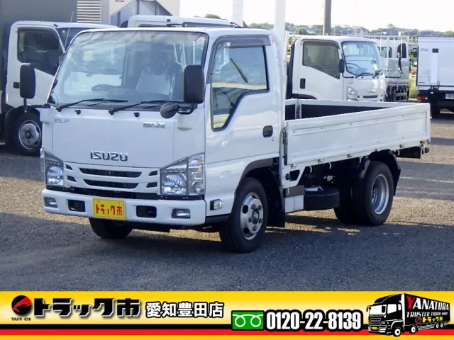 いすゞ エルフ 2RG-NJR88A(2WD)の写真1