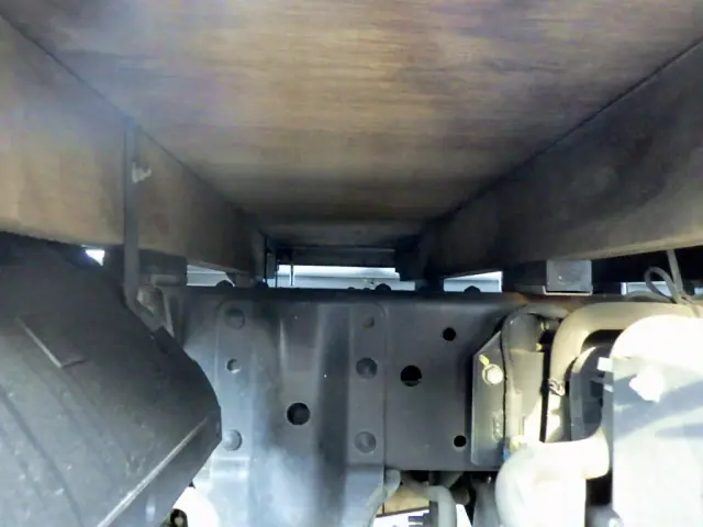 いすゞ エルフ 2RG-NJR88A(2WD)の写真40