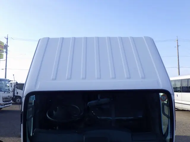 いすゞ エルフ 2RG-NJR88A(2WD)の写真44