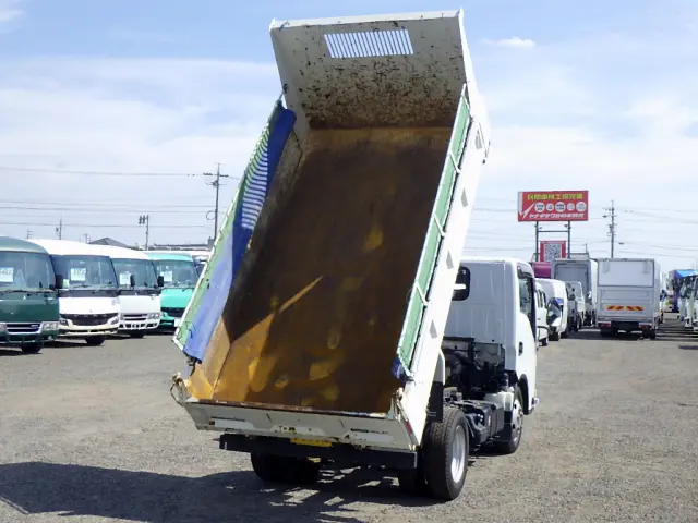 いすゞ エルフ 2RG-NKR88AT(2WD)の写真8