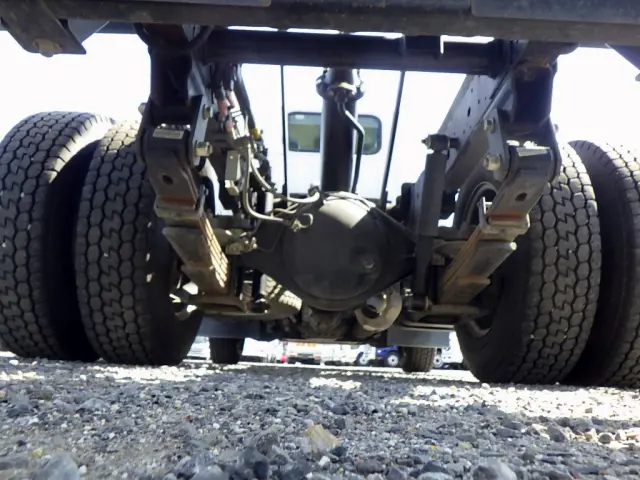 いすゞ エルフ 2RG-NKR88AT(2WD)の写真22