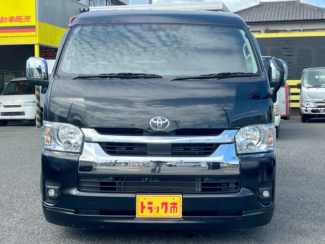 トヨタ ハイエース 3BA-TRH214W改(2WD)の写真2