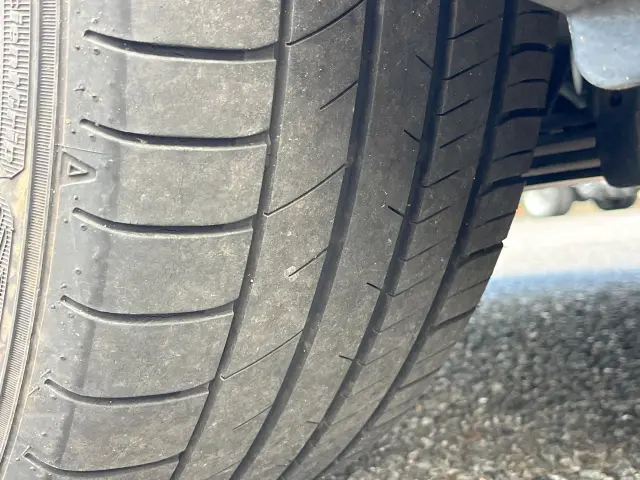 トヨタ ハイエース 3BA-TRH214W改(2WD)の写真47