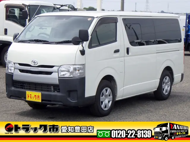 トヨタ ハイエースレジアス CBF-TRH200V(2WD)の写真1