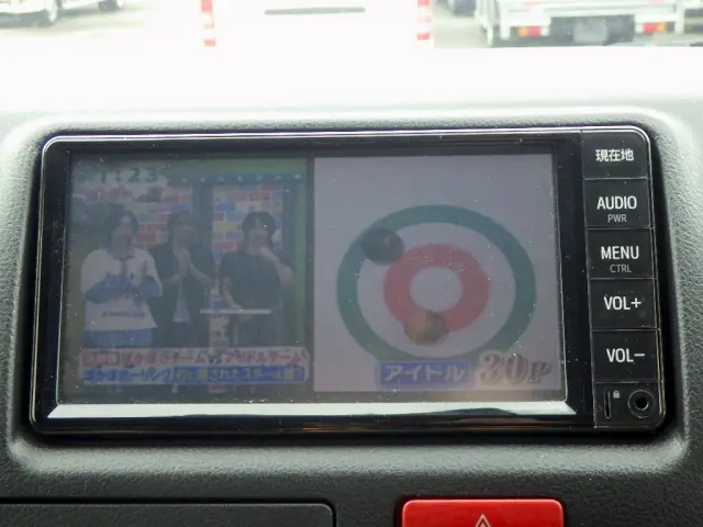 トヨタ ハイエースレジアス CBF-TRH200V(2WD)の写真17