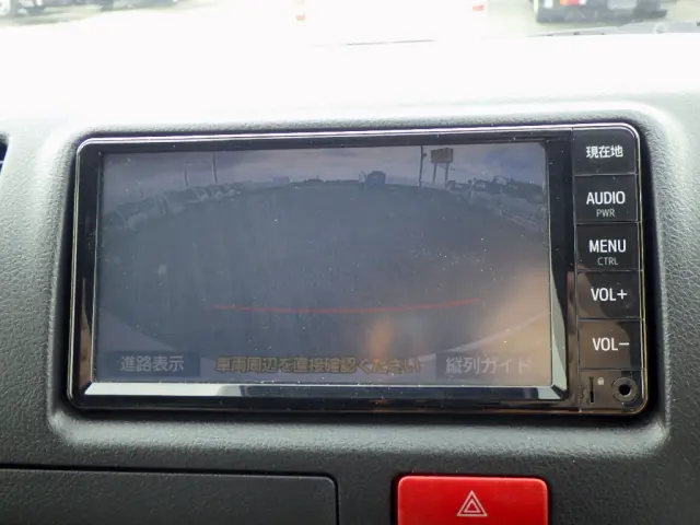 トヨタ ハイエースレジアス CBF-TRH200V(2WD)の写真19