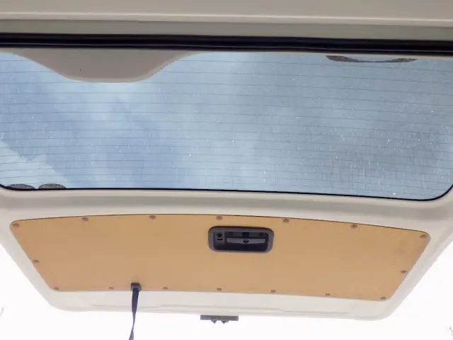 トヨタ ハイエースレジアス CBF-TRH200V(2WD)の写真31