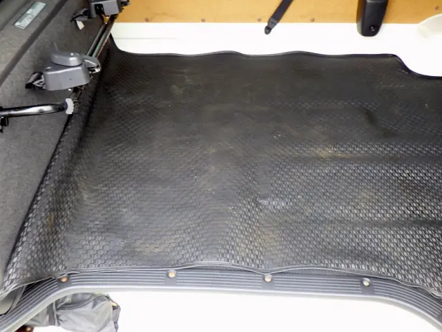 トヨタ ハイエースレジアス CBF-TRH200V(2WD)の写真35