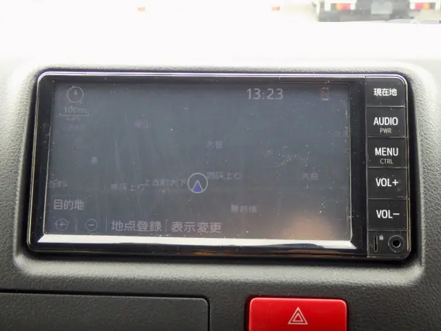 トヨタ ハイエースレジアス CBF-TRH200V(2WD)の写真46