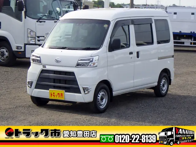 ダイハツ ハイゼットバン 3BD-S331V(4WD)の写真1
