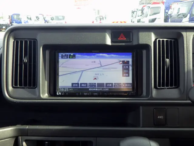 ダイハツ ハイゼットバン 3BD-S331V(4WD)の写真18