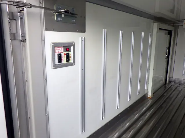 トヨタ ダイナ QDF-KDY221(2WD)の写真9