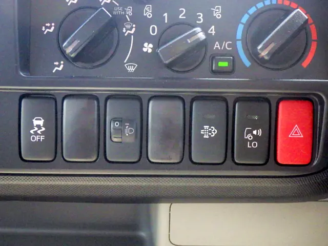 日野 デュトロ 2WG-XZU713M(2WD)の写真17