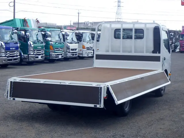 日野 デュトロ 2WG-XZU713M(2WD)の写真29