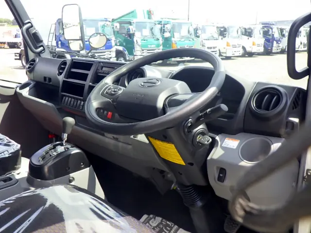 日野 デュトロ 2WG-XZU713M(2WD)の写真44