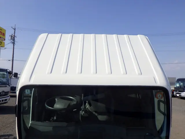 いすゞ エルフ 2RG-NJR88A(2WD)の写真43