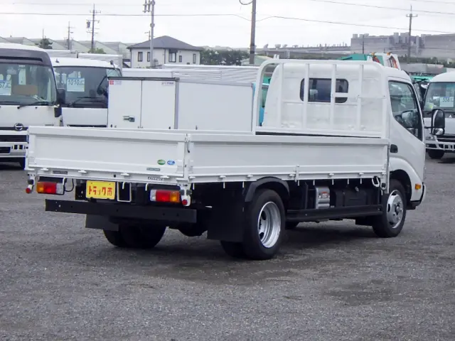 トヨタ ダイナ 2RG-XZU655(2WD)の写真6