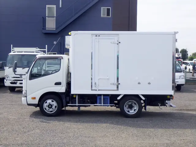 日野 デュトロ 2RG-XZC605M(2WD)の写真4