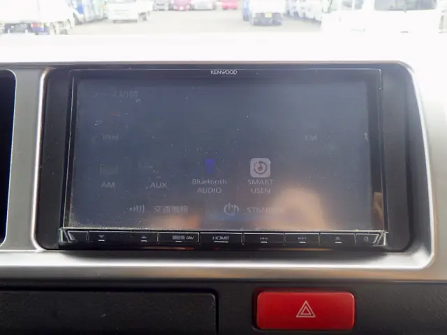 トヨタ ハイエース 3BA-TRH214W(2WD)の写真25