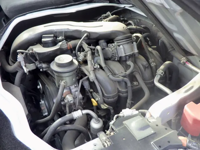 トヨタ ハイエース 3BA-TRH214W(2WD)の写真37