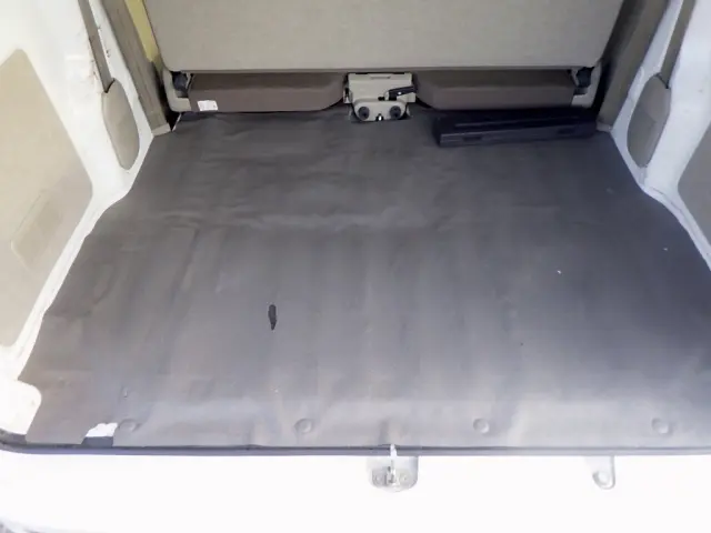日産 クリッパーバン 5BD-DR17V(2WD)の写真8