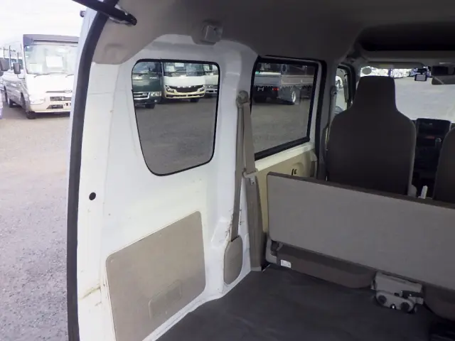 日産 クリッパーバン 5BD-DR17V(2WD)の写真9