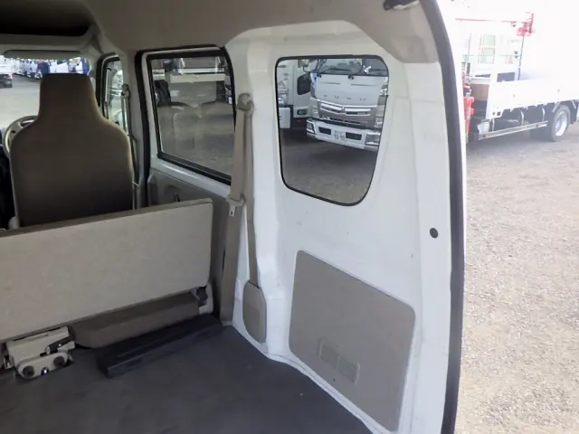 日産 クリッパーバン 5BD-DR17V(2WD)の写真10