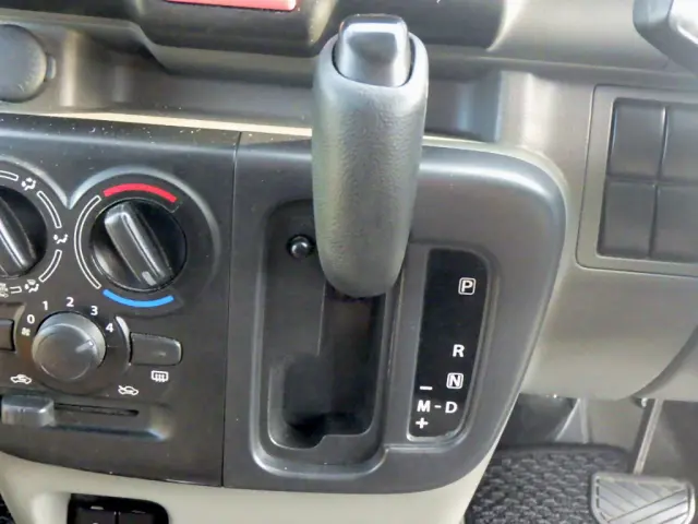 日産 クリッパーバン 5BD-DR17V(2WD)の写真18