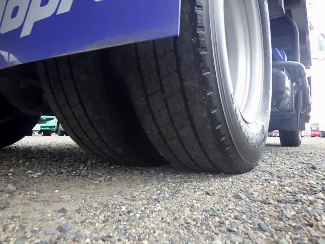 いすゞ エルフ 2RG-NLR88AM(2WD)の写真35
