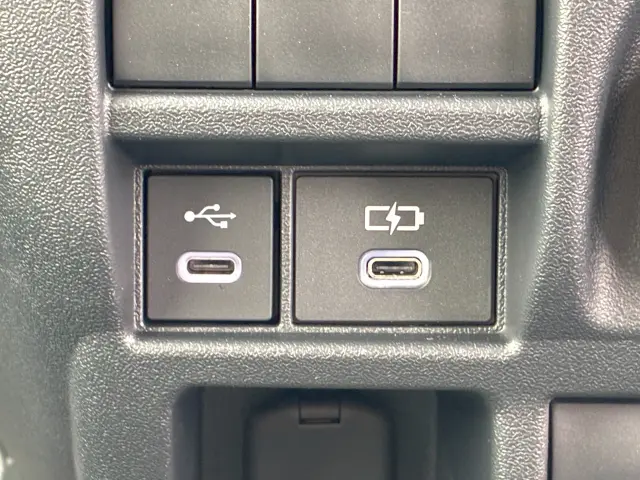 トヨタ ハイエースバン 3DF-GDH201V(2WD)の写真34