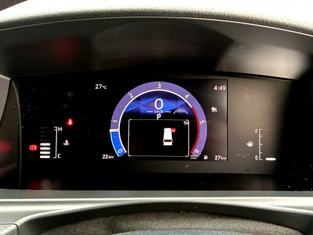 トヨタ ハイエースバン 3DF-GDH201V(2WD)の写真38