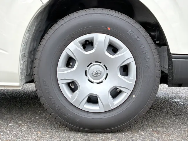 トヨタ ハイエースバン 3DF-GDH201V(2WD)の写真44