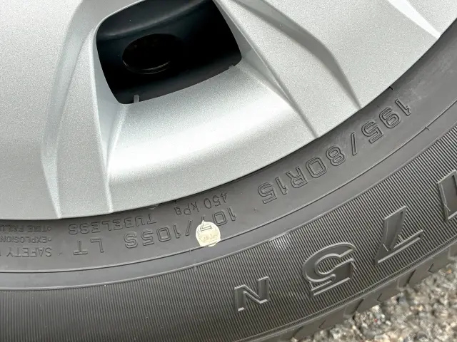 トヨタ ハイエースバン 3DF-GDH201V(2WD)の写真48