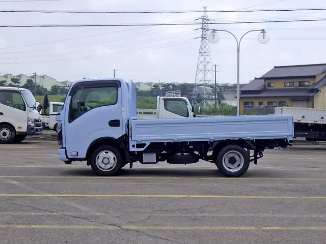 いすゞ エルフ 3DF-NHR87AF(2WD)の写真4