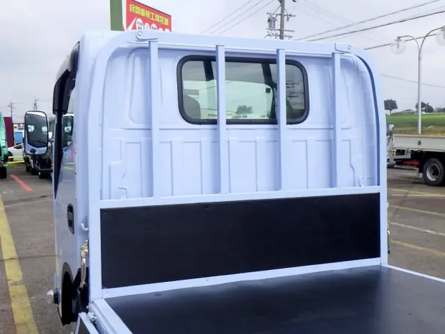 いすゞ エルフ 3DF-NHR87AF(2WD)の写真10