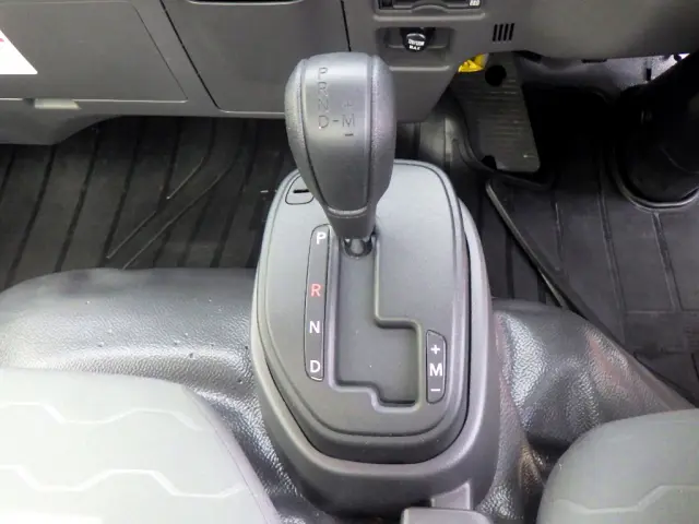 いすゞ エルフ 3DF-NHR87AF(2WD)の写真14