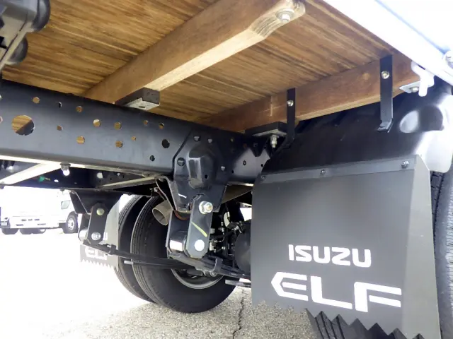 いすゞ エルフ 3DF-NHR87AF(2WD)の写真30